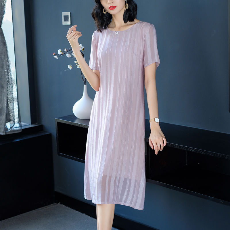 裙子不用太多，比别人好看就行!高级素雅裙，男人看了都怦然心动