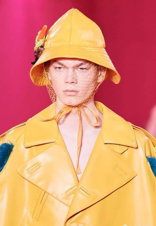 「国际时装」2020春夏高定——Maison Margiela 舞会后的宿醉
