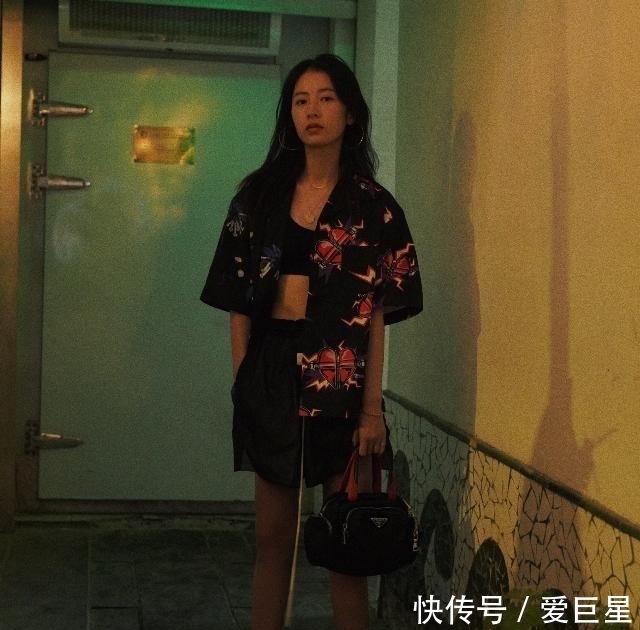  换季：有了衬衫 短裤，换季也是最时髦的女孩！