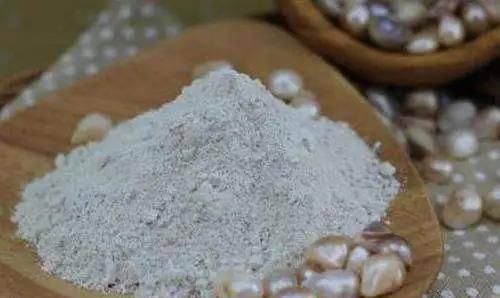  皮肤：鼻子上黑头泛滥？千万别用错方法，不仅没用还毁脸