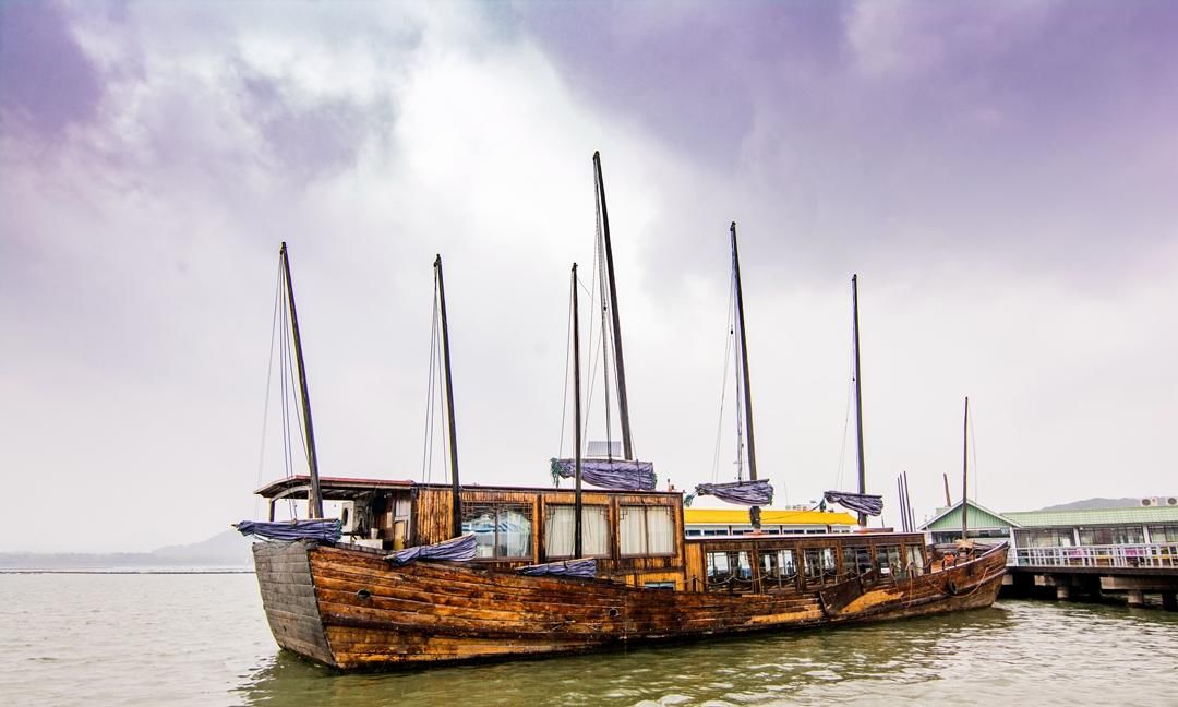 国庆长假旅游收入最高的省份，不是四川，也不是浙江！