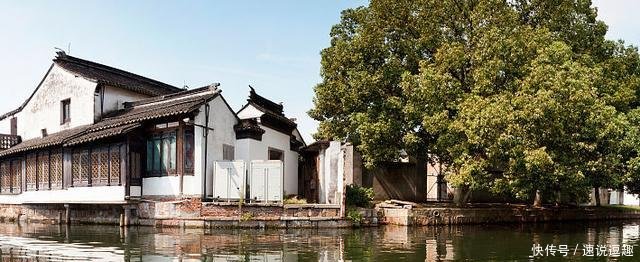 中国三个名字带“江”的省份, 其中两个经济实力雄厚, 居全国前列