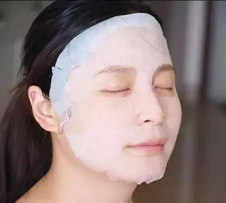 皮肤管理知识-关于美妆护肤的8大谎言，你被骗了吗？