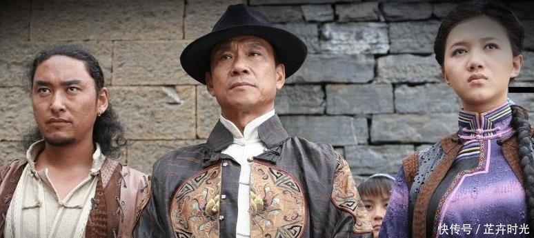  『分成』四川省被分成了4个行署区，1950年，省会成都如何安置