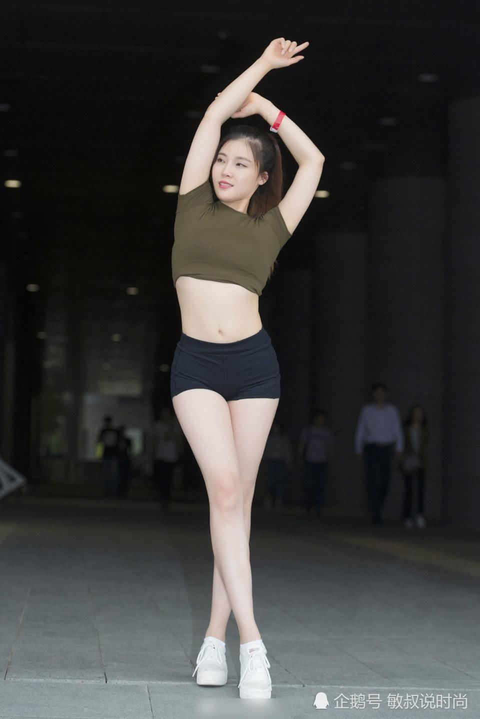  小区|小区里的“练家子”，姐姐要求可高，低于190cm的不考虑