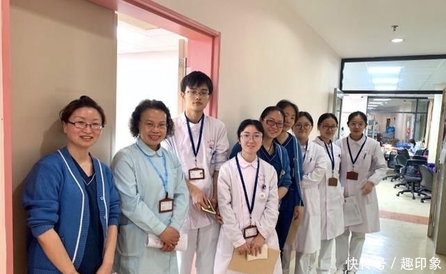  胡雁教授|别再说外国老人都住养老院，美国老人开始崇尚居家养老