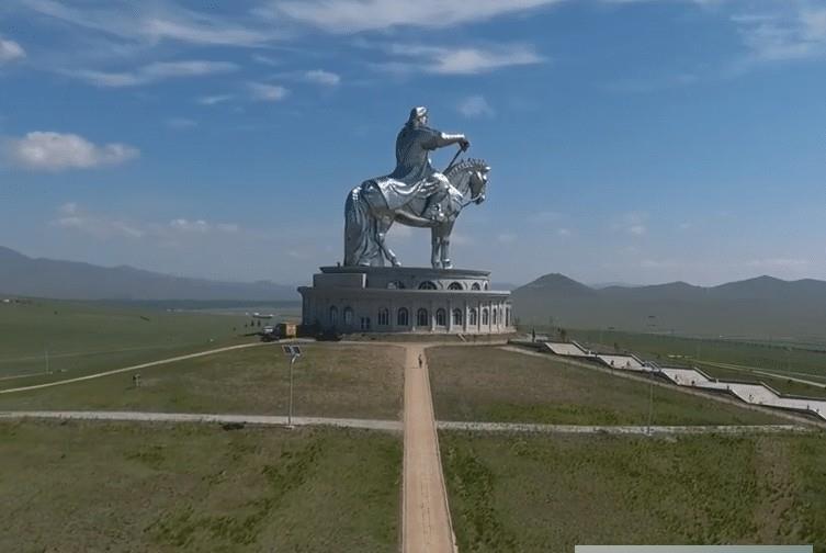 亚洲的蒙古国度,几十年前选择与中国分离,如今过的怎么样?