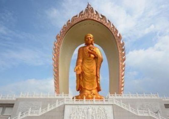  [大佛]东林大佛：造价花了10亿，全身镀金，全球第一高阿弥陀佛！