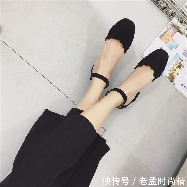  #粗跟单鞋#时尚范小跟鞋 占领整个美鞋界 备受欢迎