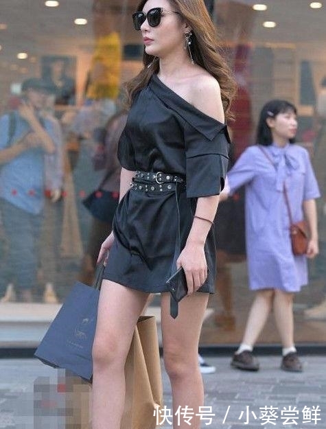 美女:时尚美女街拍:身姿丰盈的美女,展现青春活力!