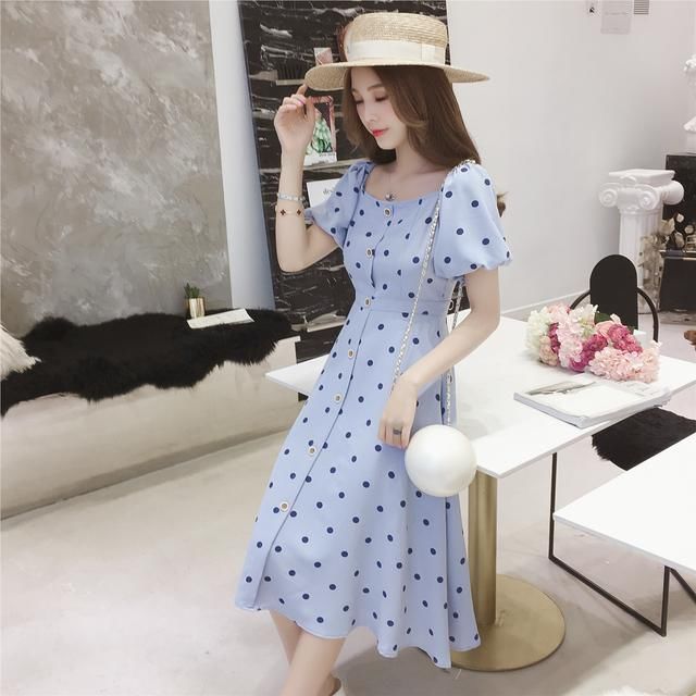 五分裙再美,穿久了也腻!夏季连衣裙,塑造高挑视觉