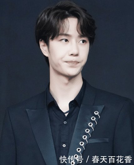 微博之夜王一博拉票