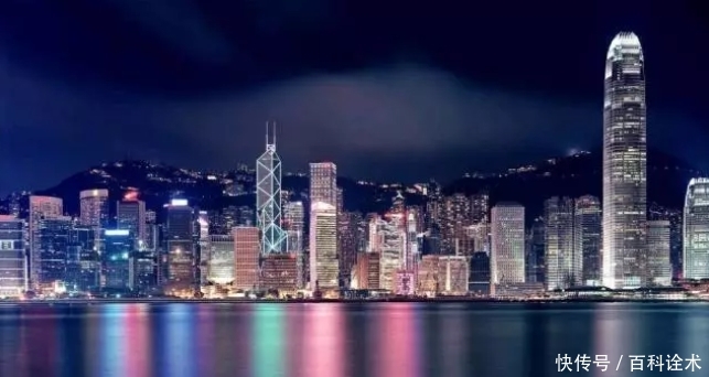 中国夜景最美的3座城市，上海仅排第二，第一是全世界公认
