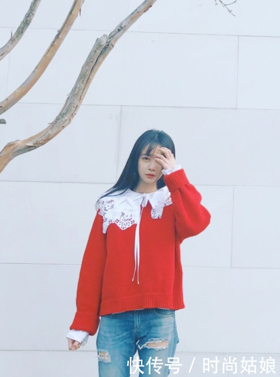 沈梦辰穿红衣白蕾丝领装嫩装文艺,简直辣眼睛,心疼修图师!