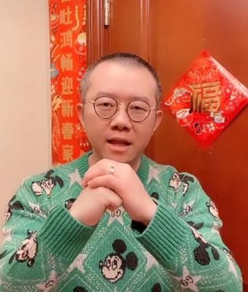  绑架@涂磊病愈穿奢侈品出镜，评论区遭网友道德绑架一毛不拔铁公鸡