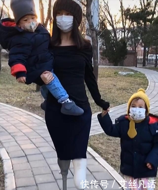 『自信』巴西超模一条腿秀身材,而这个舞蹈老师更强大,没小腿二婚也幸福