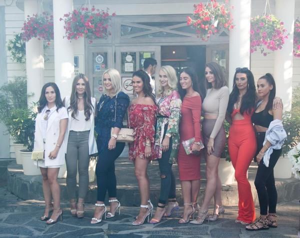 这届世界杯，球星太太们不遗余力地给球迷们好好上了一堂时尚配饰