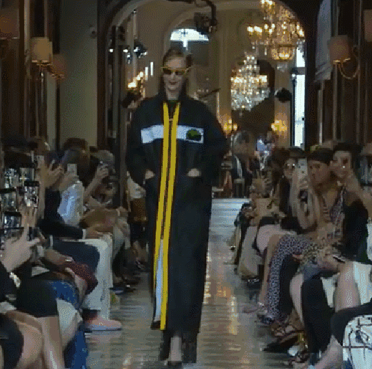 致敬多样性，Miu Miu请来了有史以来最强的“模特阵营”