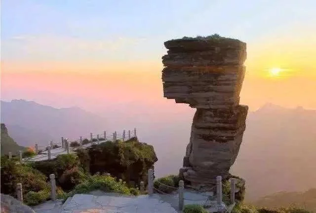 你踏足过云南的秀美风光,等一个人,陪我去贵州【2020热门旅游景点】