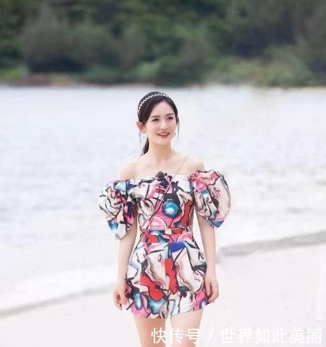 「 花裙子」但却活出了真实的自信、美好精致，谢娜虽然一直徘徊在争议的边沿