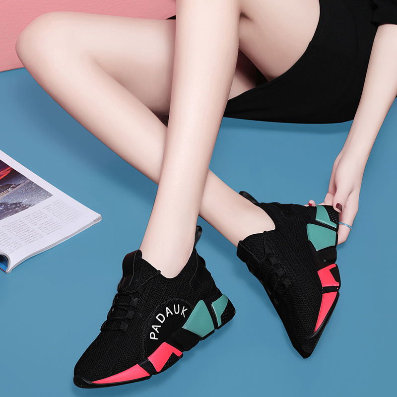 有一种女鞋叫“富贵鞋”，比凉鞋舒爽，比高跟鞋裙还美，气质脱俗