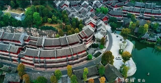 重庆彻底火了！又拿全国第一，网红城市当之无愧！