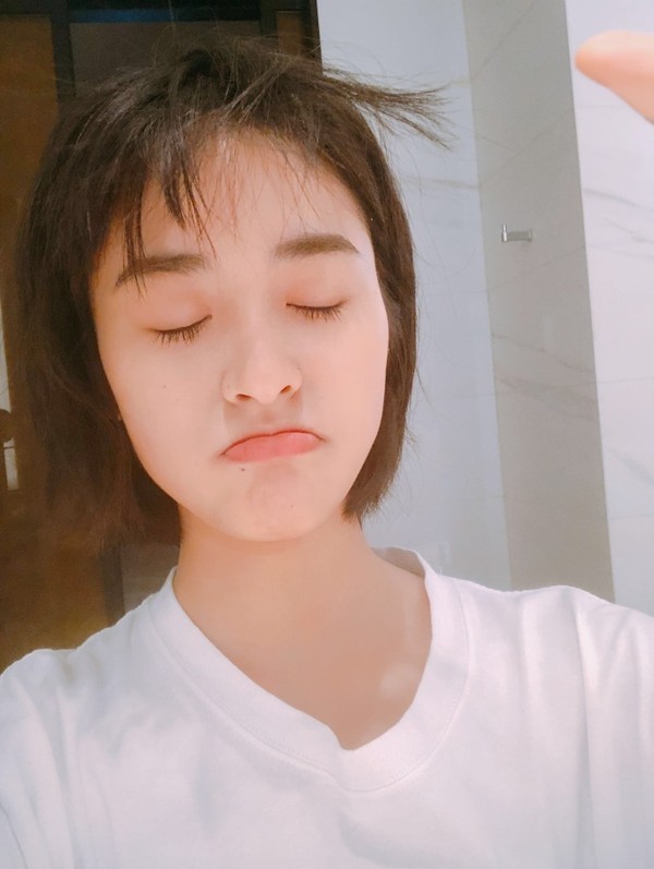 沈月淋雨颜值造型全崩？