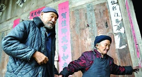  「档位」2019年农村一次缴纳9万元，那么60岁后农民能拿多少，你