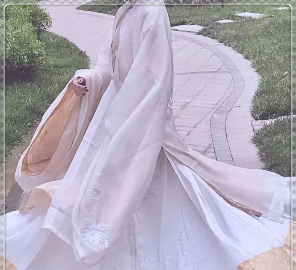  「汉服」五款“比水还干净”的汉服，好看不易撞，lo娘看了都心动！