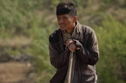  [有底]农村老人的担忧：10年后农村的地谁来种？看完心里有底了