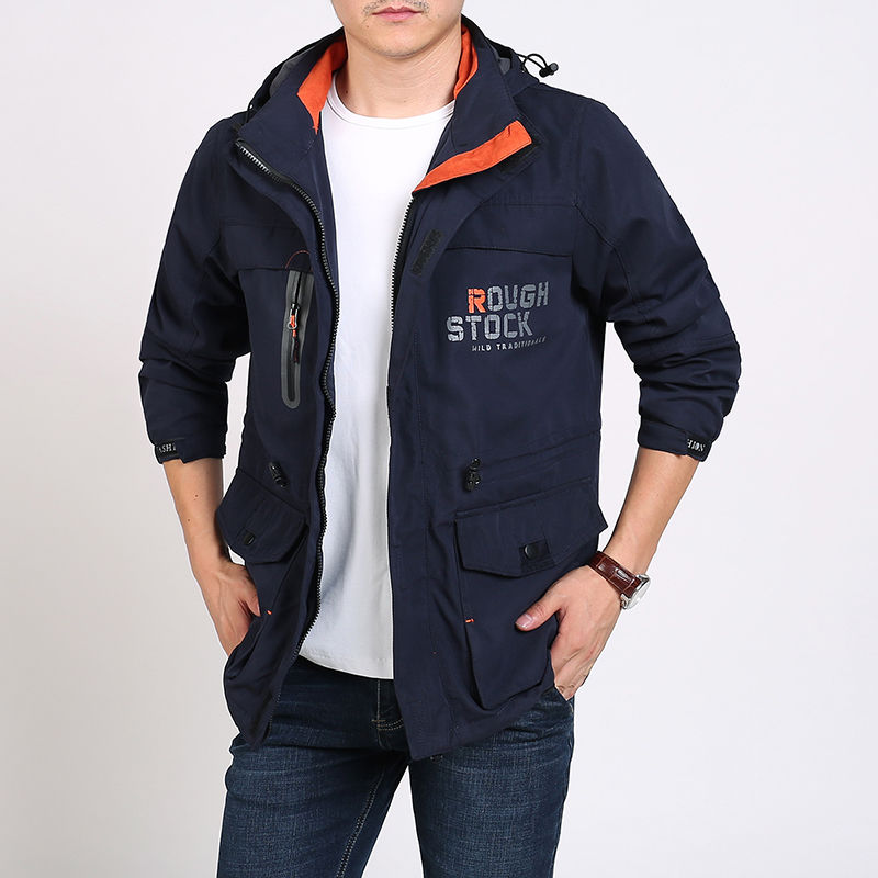 这款式”冲锋衣”，比大衣帅气比夹克时髦，我给老爸送2件