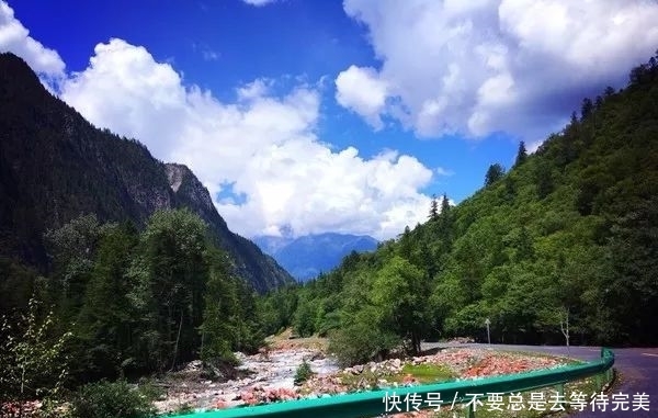 十一国庆到四川去哪里最好玩