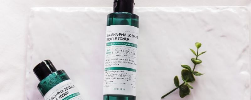  乳液：爽肤水先用还是乳液