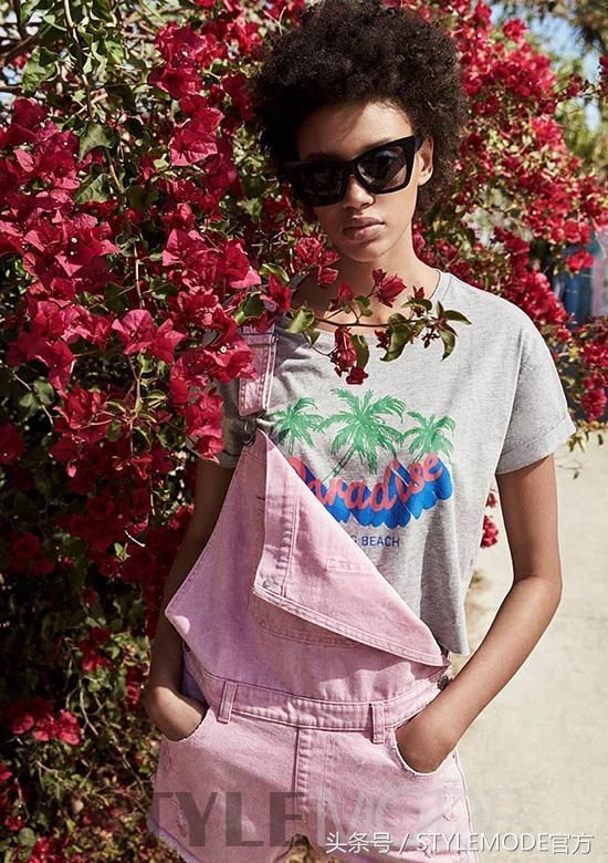 背带裤回潮，除了减龄还似女神！