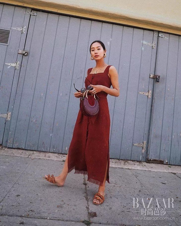 今年的秋冬流行色很吉利，还没到过年就要红火起来!