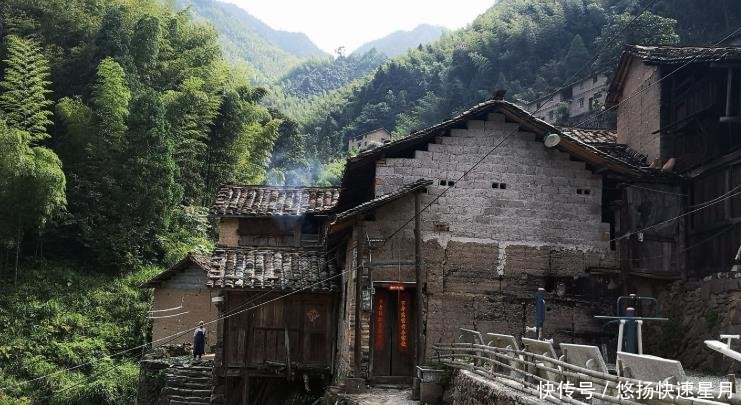 浙江深山竟隐藏“布达拉宫”,有500多年的历史,充满了古朴幽静