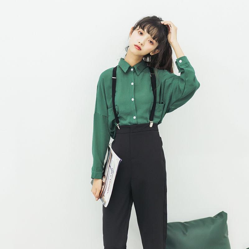 连体裤改革了,穿脱特方便,洋气又显腿长