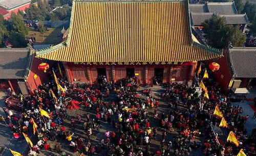 世界上香火“最旺”的寺庙，消防队随时待命，你知道在哪吗？