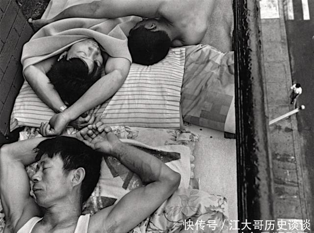美国生活1998年, 蜗居在纽约的中国移民