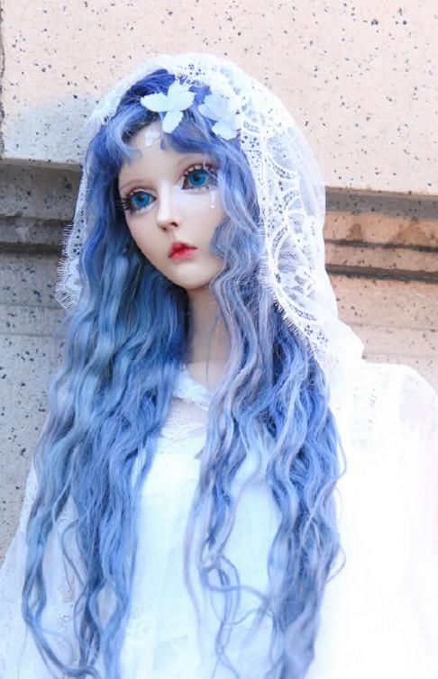 中国“真人芭比”第一人,上妆之后美如画,却因嘴巴太小吃肠都难