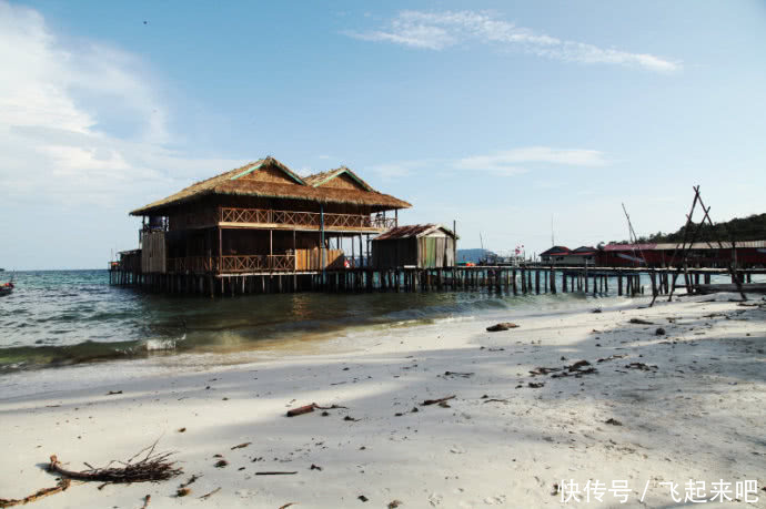 中国游客花高价出国旅游，结果下飞机后愣住了：满街都是沙县！