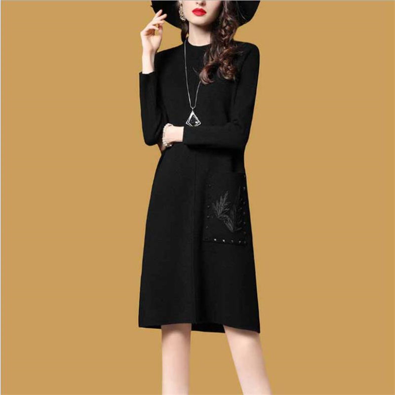 找到:这款“薄款”秋裙!竟比香云纱还迷人,比旗袍更美,好想买