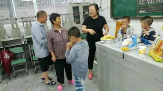 辟谣！四川暴雨与石犀移位无关，鳄鱼均在救护站内！这10个谣言不