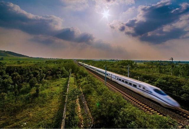  「2020年」江西到广东在建一条特色高铁，耗资932亿，预估2020年