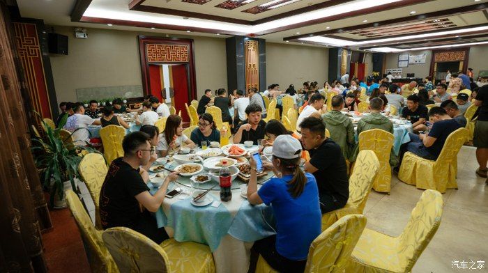 Jeep重走史迪威公路，大切诺基与我同在