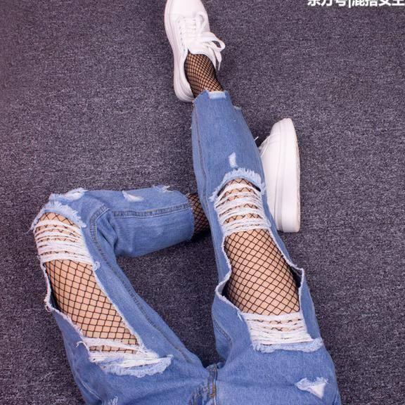 夏天你对丝袜的爱有多深?轻薄舒适的美腿袜