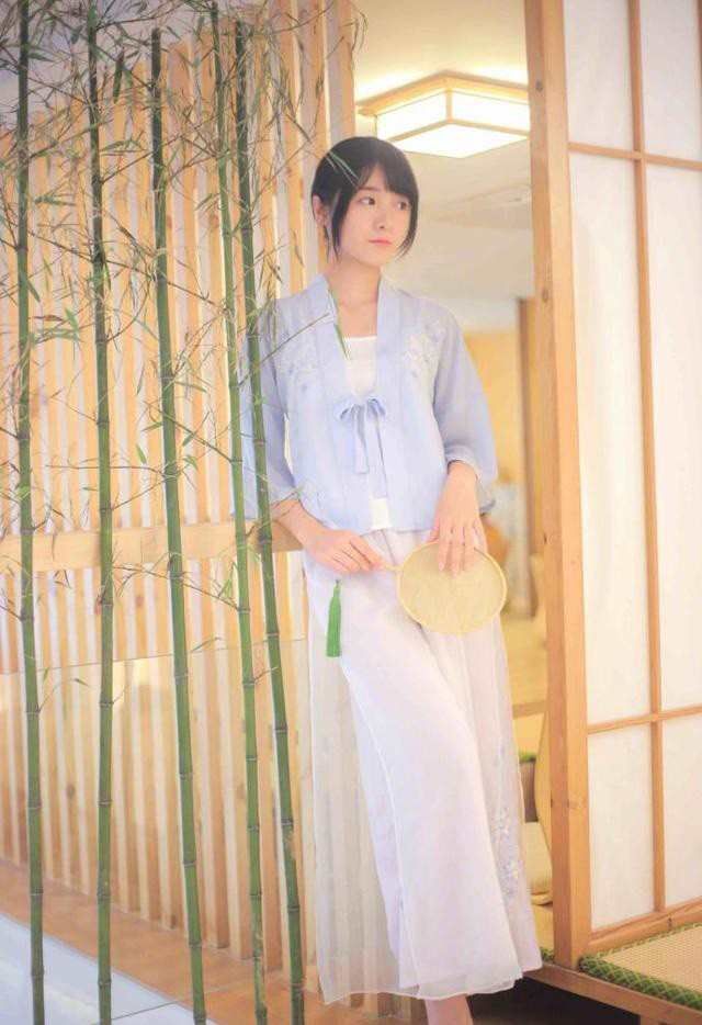 95后的美少女有人性感妩媚，你最喜欢哪位小花的气质呢?