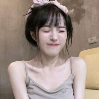  脸部@青春期女生总是“油光满面”？坚持3个习惯，助你远离“大油田”