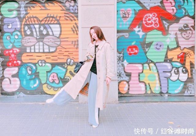 郭碧婷出席活动，礼服上半身开好大，网友：以前的清纯气质全没了