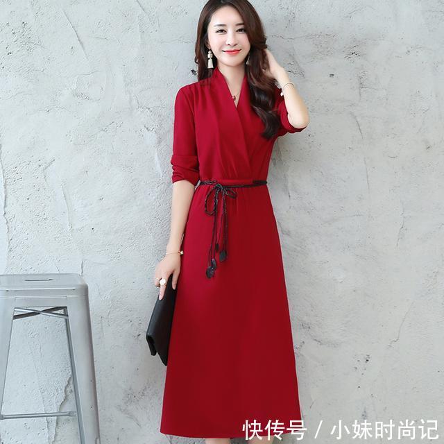 『美爆』这些长袖连衣裙,优雅又时髦,穿上年轻十岁,真的美爆了!